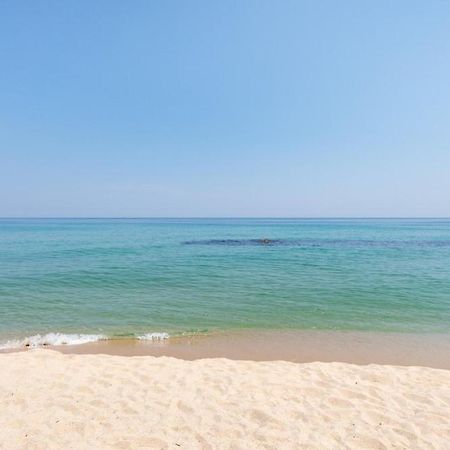 Gangneung Mirabell Spa Pension Bagian luar foto